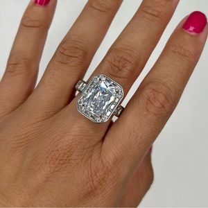 NWT Aldo Emerald Cut Rhinestone Statement Cocktail Ring Size 10